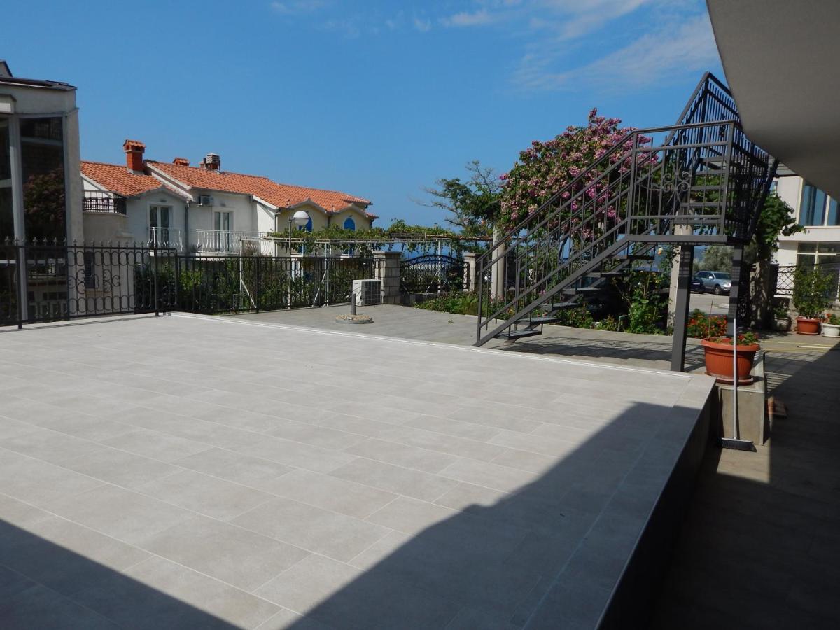 Vila Teodora Sveti Stefan Buitenkant foto