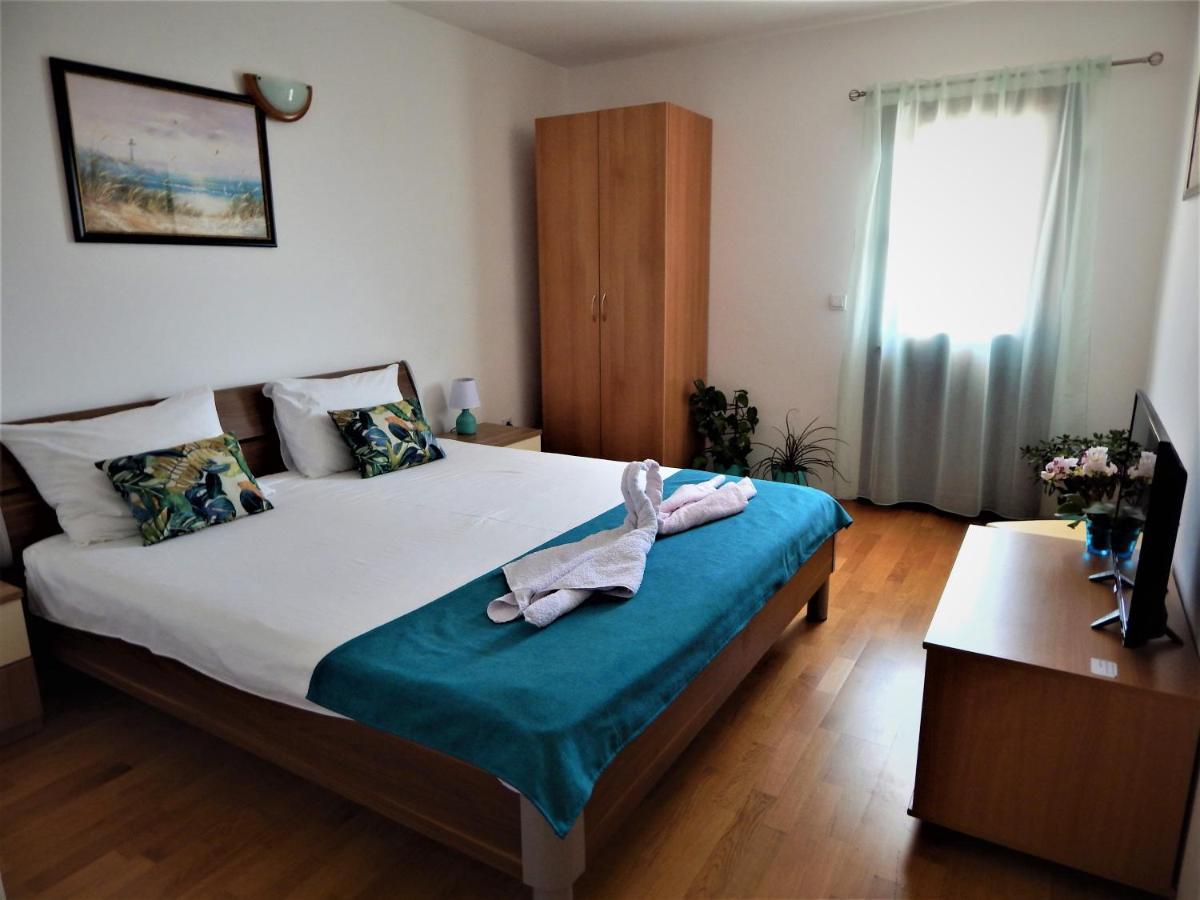 Vila Teodora Sveti Stefan Buitenkant foto